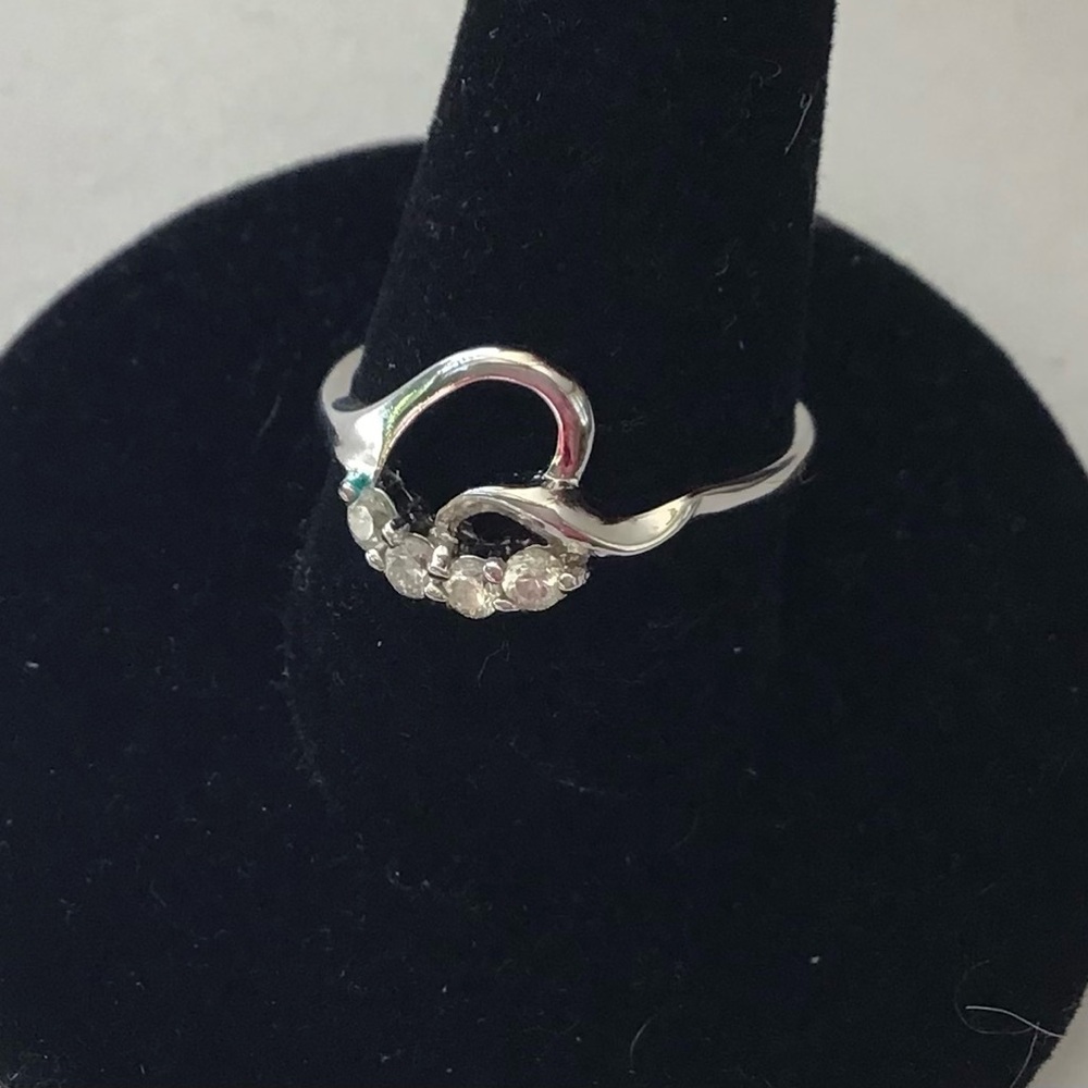 Sterling Silver Dainty Heart Ring